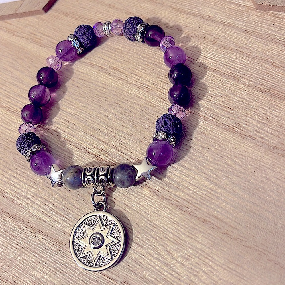 Amethyst, Flash Labradorite, Purple Lava Stone, Amulet Charm Bracelet 💜🖤🤍 - Picture 2 of 12